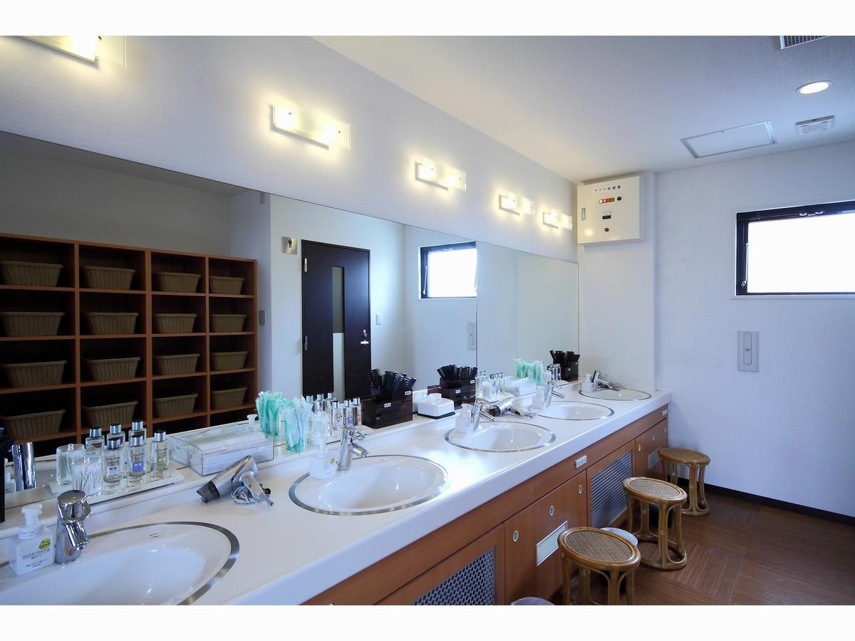 Hotel New Gaea Inn Nakasuhigashi Фукуока Экстерьер фото